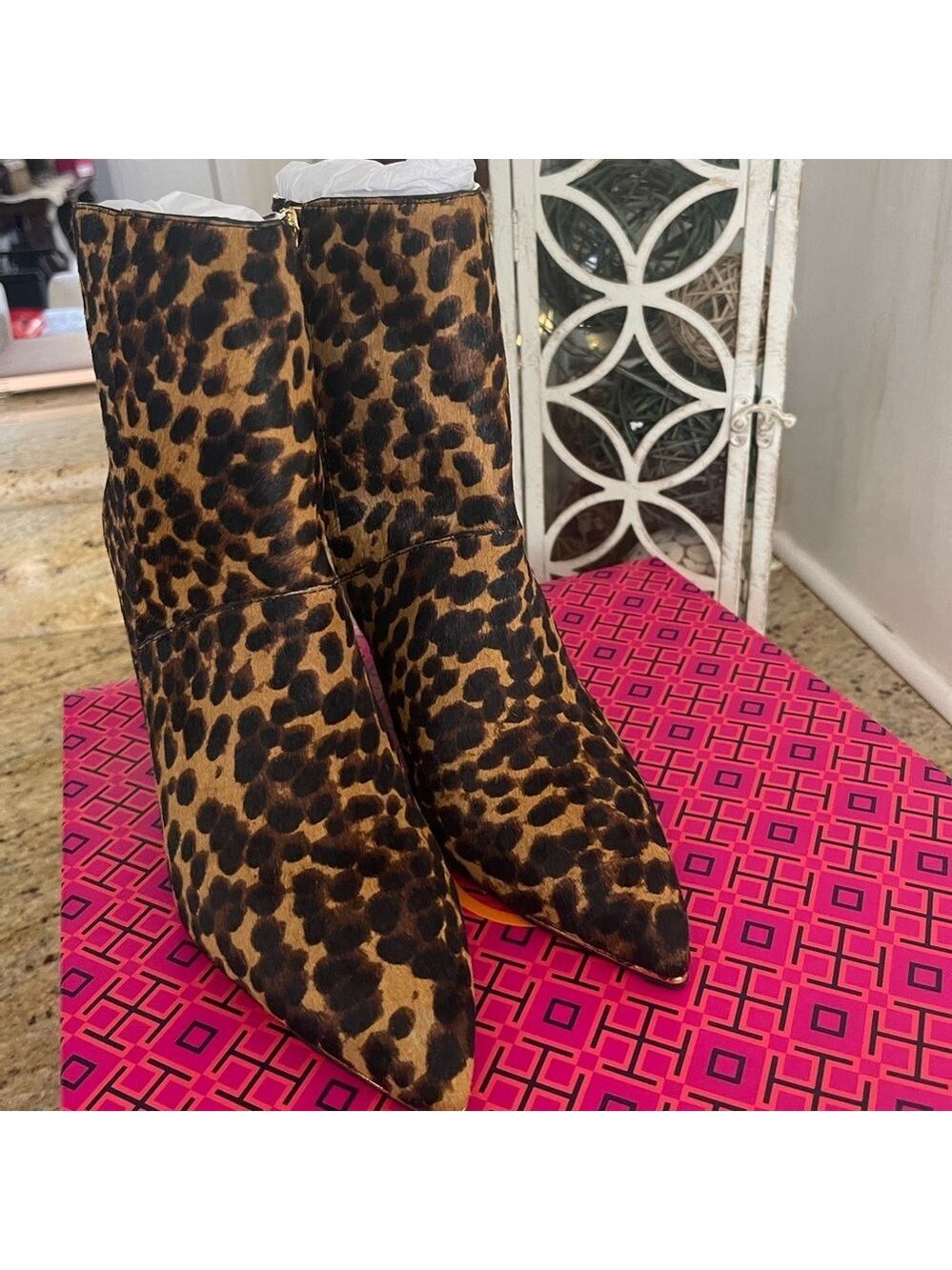 New Tory Burch Lila Pointed Toe Bootie - Picture 5 of 7